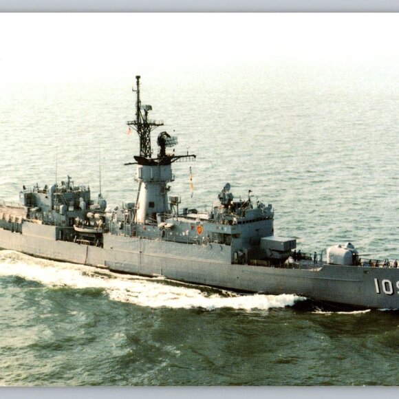 Postcard  Unposted  Warships [Frigates] Lot of 8 Historic Collection #1169 - Picture 3 of 16